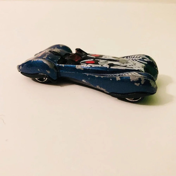 Hot Wheels MOTU Phantastique  Skeletor Diecast and Marvel Deadpool Character Car - Picture 4 of 16